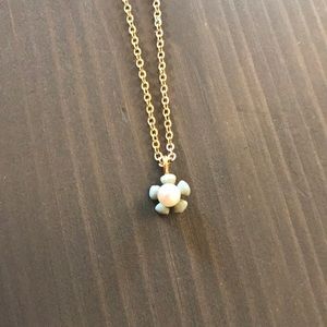 Dainty flower choker